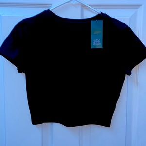 Short Sleeve Cropped T-Shirt (Black)- Wild Fable